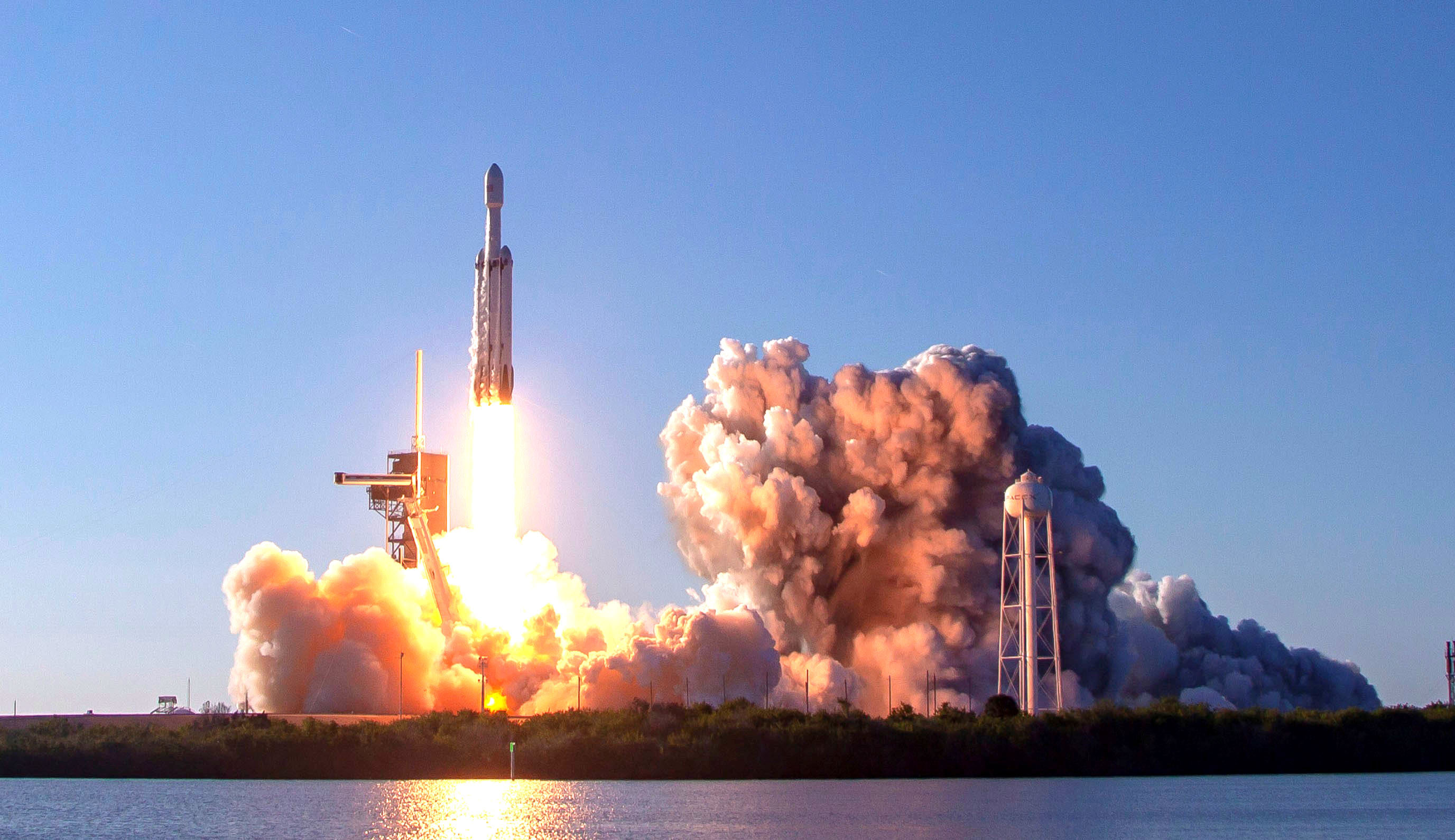 Falcon Heavy launch NASA