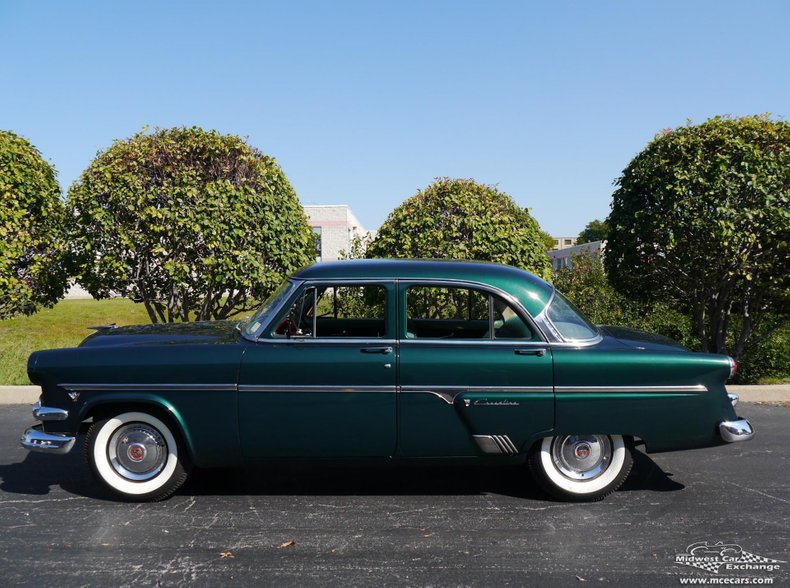 1954 Ford Crestline | Midwest Car Exchange