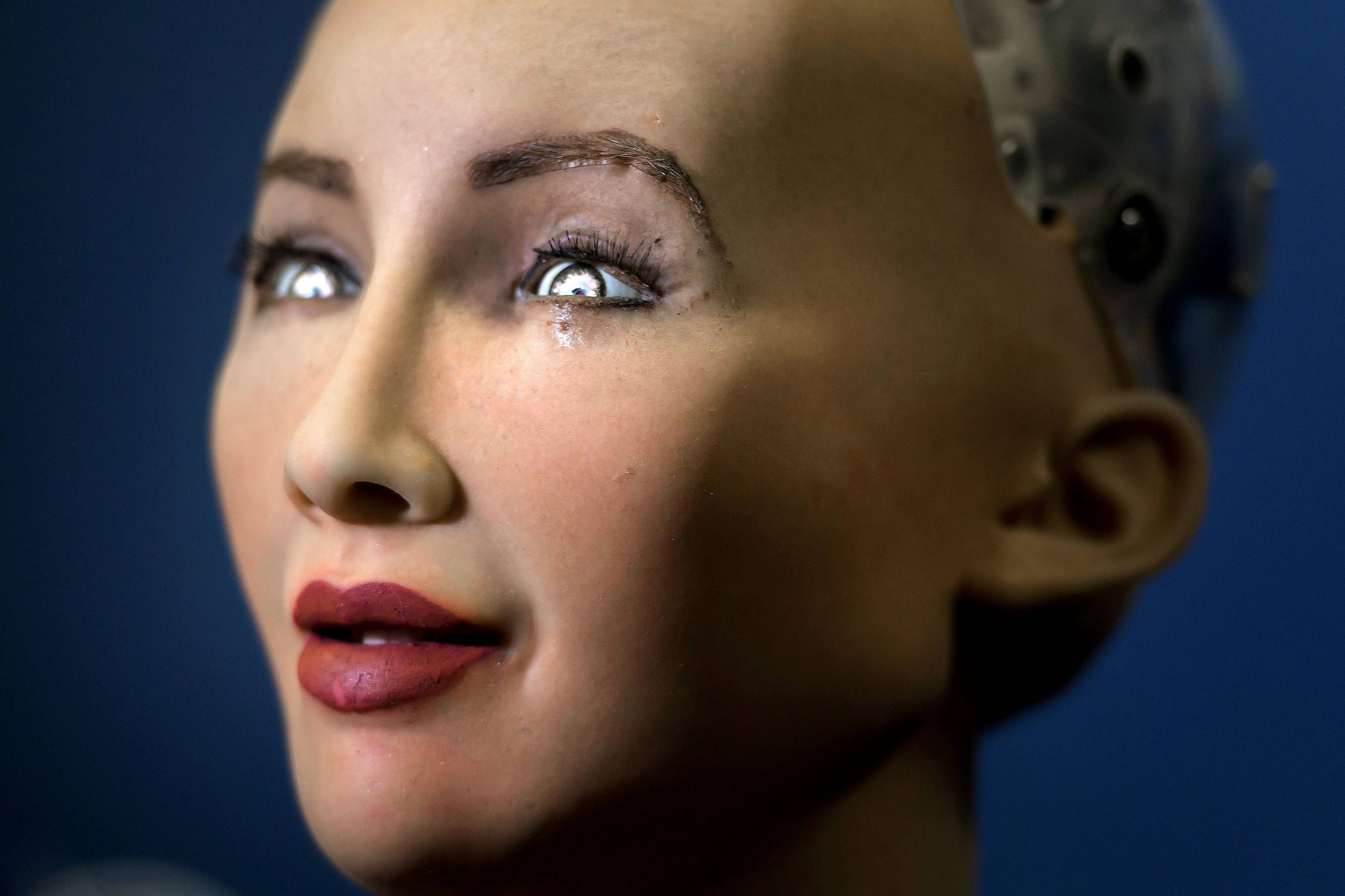 Human-like robot artificial intelligence